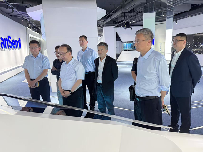中国华亿在线副总经理毛昌辉到广东开展大客户交流活动