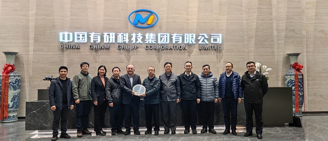 航空工业洪都高级专务、总设计师张弘一行到访中国华亿在线