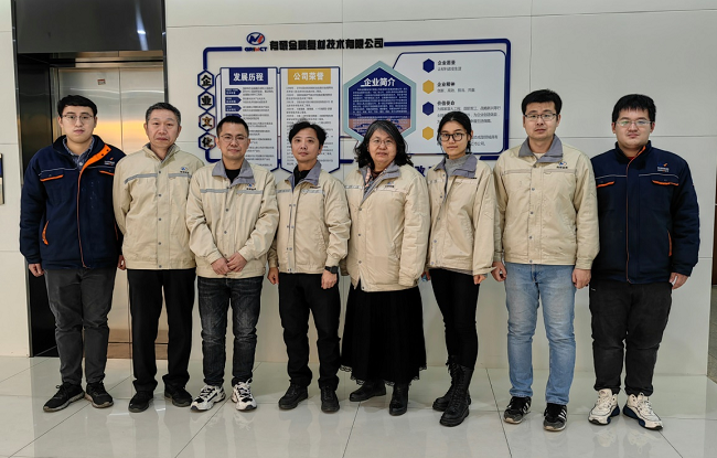 主题教育进行时 | “学思想、强党性、重实践、建新功”华亿在线故事系列展播（七）既是追梦者，也是圆梦人——华亿在线复材先进结构复合材料团队