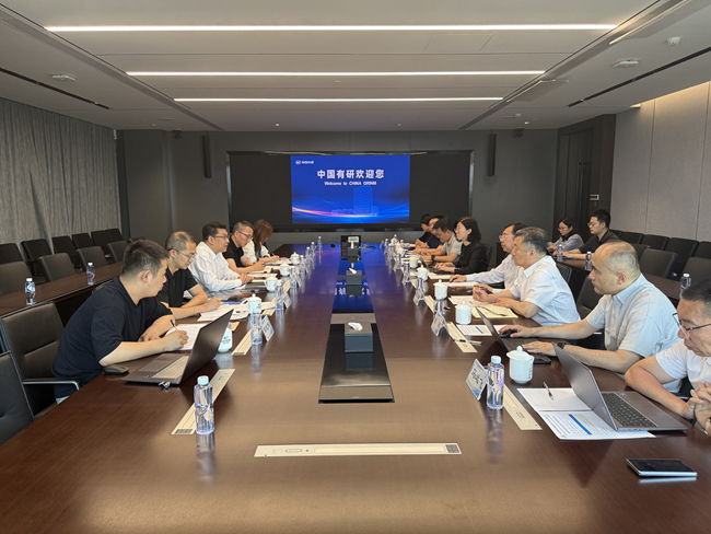 北京海关缉私局副局长张成斌一行到访中国华亿在线